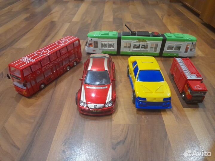 Детские игрушки машины