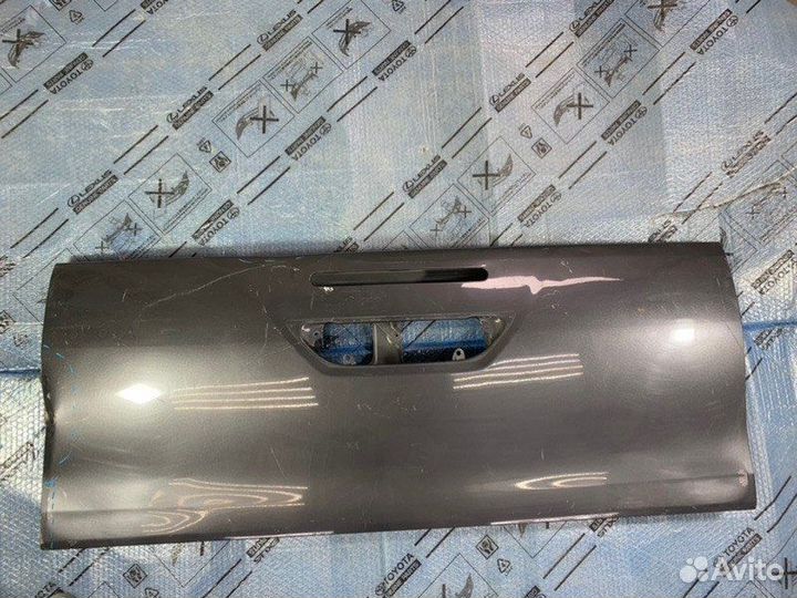 Дверь багажника Toyota Hilux 8 2016