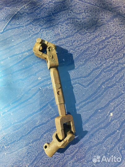 Рулевой карданчик крупный шлиц VW Passat B3