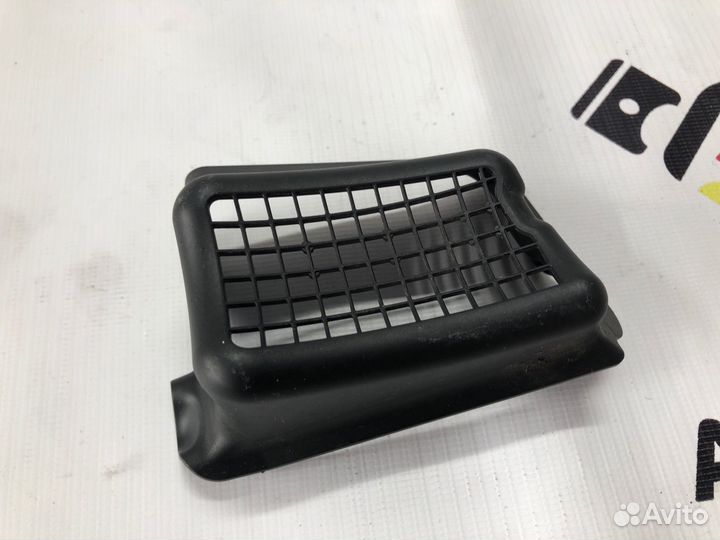 Жабо Bmw X1 E84 N20B20A 2015