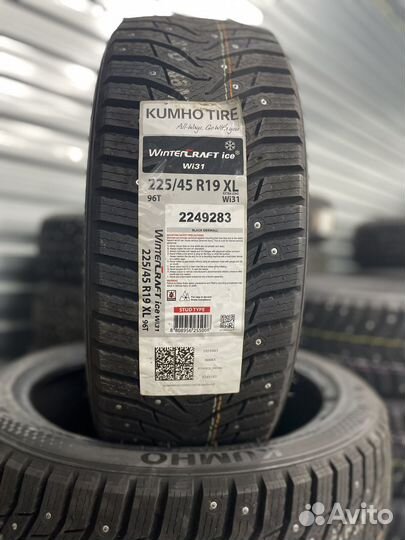Kumho WinterCraft Ice WI31 225/45 R19