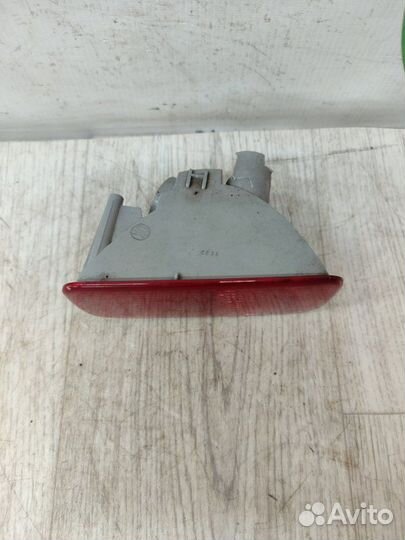 Фонарь противотуманный задний правый Mitsubishi