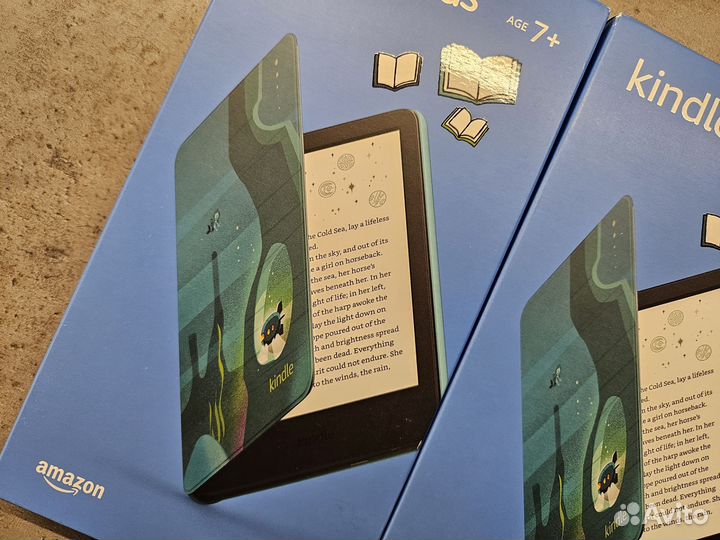 Amazon Kindle 2022 16 Гб с оригинальной обложкой