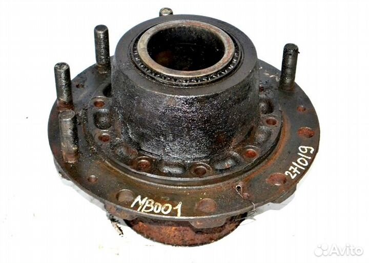 Ступица ведущего моста дисковые тормоза, правая me