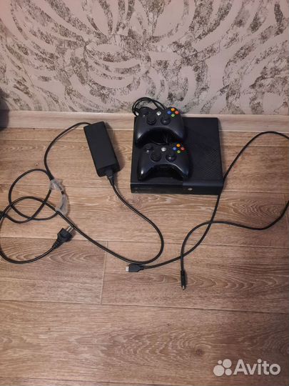 Игровая приставка xbox 360 прошитая