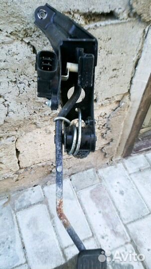 Эл.педаль газа 2 uz, для Land Cruiser 100/Lexus Lx