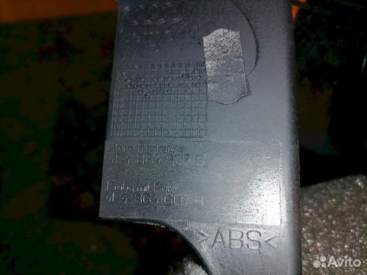 Накладка на порог салона задняя левая 4E4864607G A