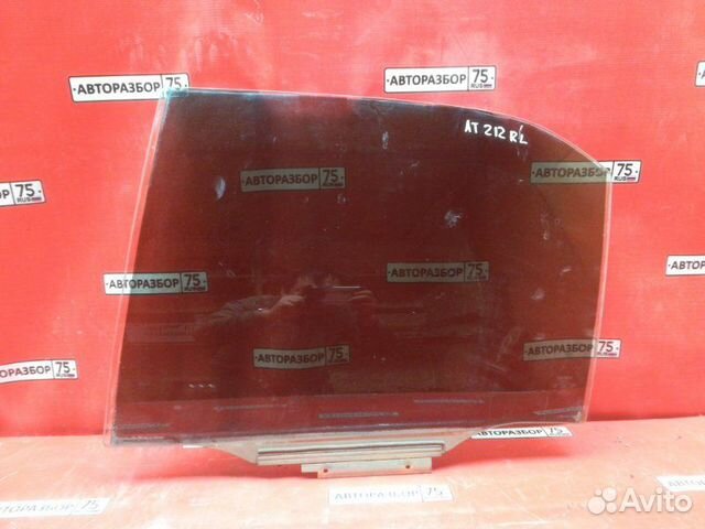 Стекло боковое заднее левое Toyota Carina AT212