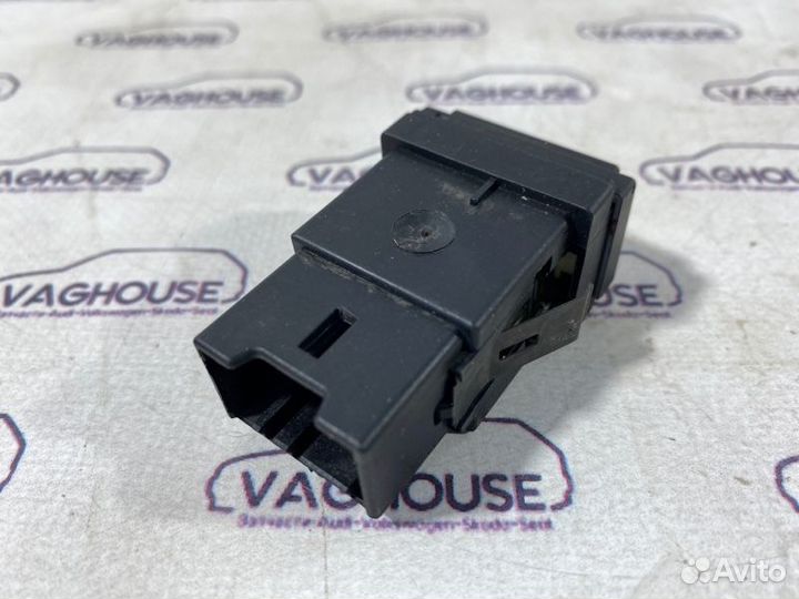 Кнопка обогрева сидений Porsche Cayenne 955 4.5