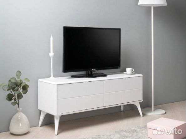 Тумба под Тв белая Спейс