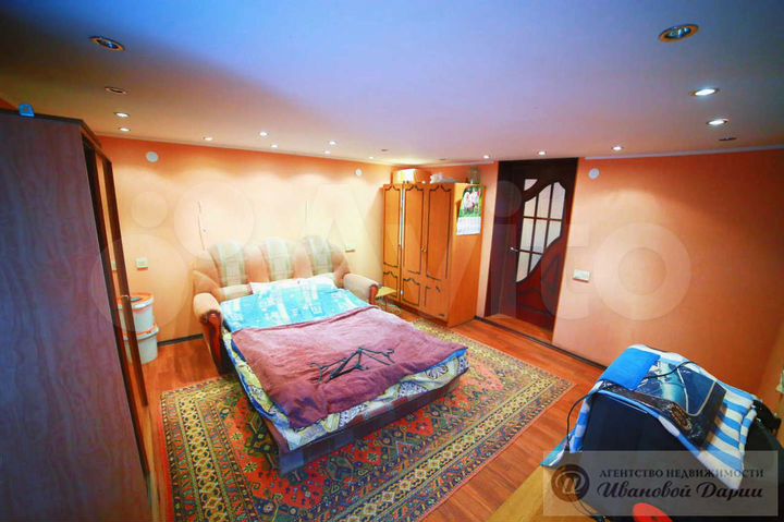 Дом 56 м² на участке 9 сот.