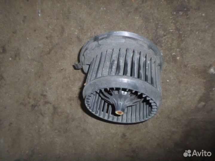 Моторчик печки Porsche Cayenne 2003-2010