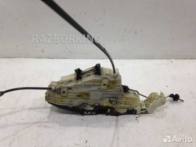 Замок двери задней правой