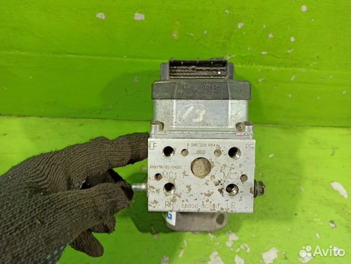 Блок abs Hyundai Sonata EF 2.7 G6BA 2006