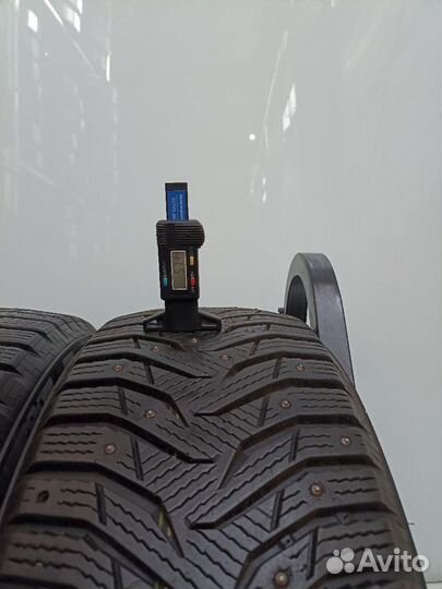 Marshal WinterCraft Ice WI31 215/55 R17