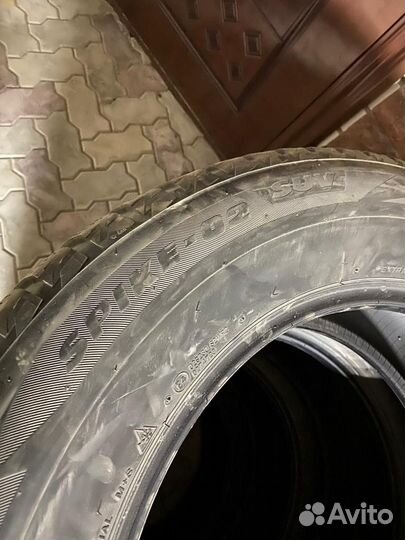 Bridgestone Sneaker 265/60 R18