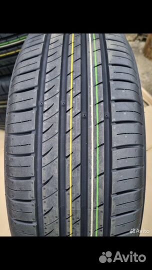 Kumho Ecowing ES31 215/65 R16