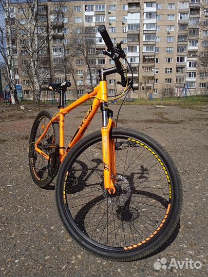 Велосипед горный 27.5 Stern