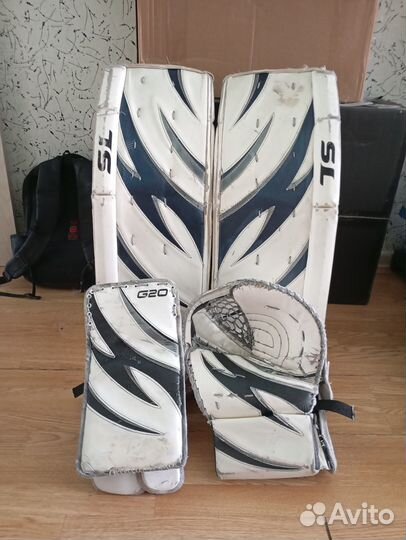 Хоккейная вратарская форма