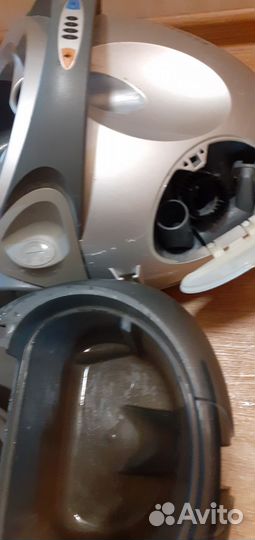 Моющий пылесос bork -1800w