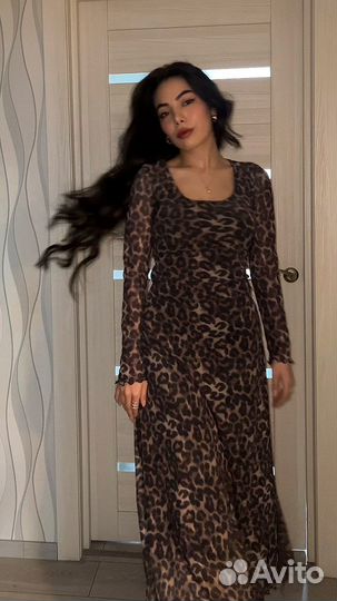 Леопардовое платье с ленточками