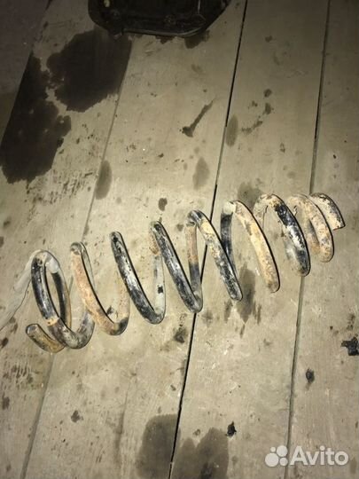 Пружина передняя Hyundai Sonata