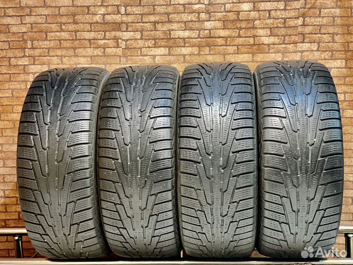 Nokian Tyres Hakkapeliitta R SUV 285/60 R18 116R