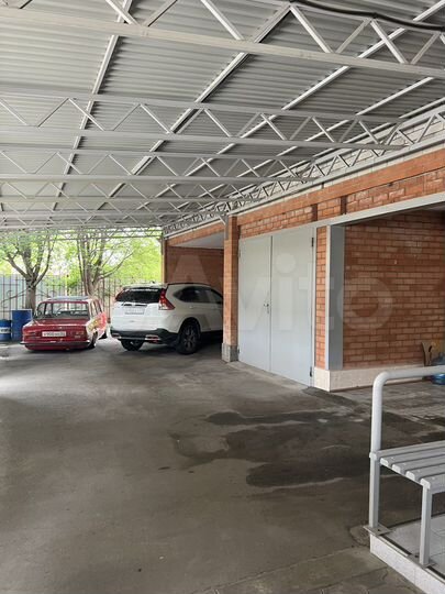 3-к. квартира, 205 м², 1/3 эт.