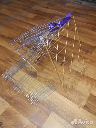 Полки подвесные для мелочи и т.п