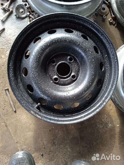 Диски r15 на hyundai solaris kia