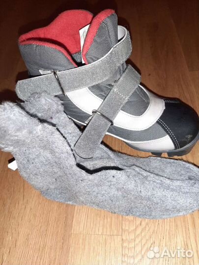 Лыжные ботинки детские