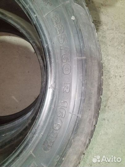 Michelin Pilot HX MXM 225/60 R16 98W