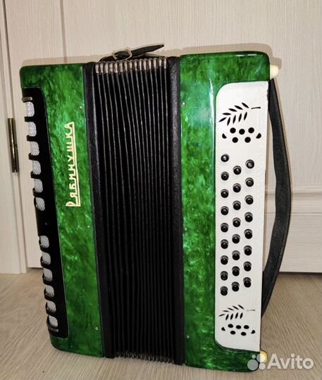 Гармонь Рябинушка СССР