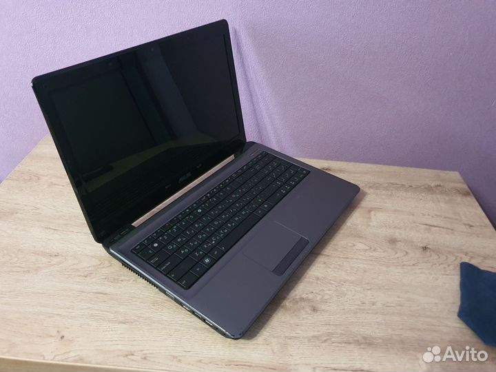 Ноутбук asus A52J