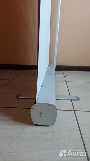 Складной мобильный ролл ап стенд