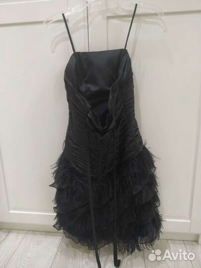 Платье от Faviana