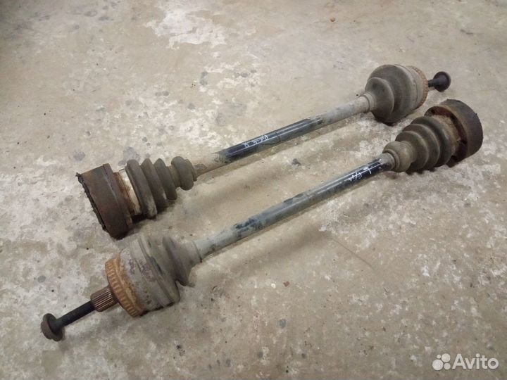 Привод задний VW Passat B5+2000-2004 г