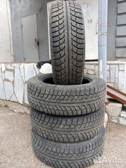 Gislaved Nord Frost 5 225/65 R17