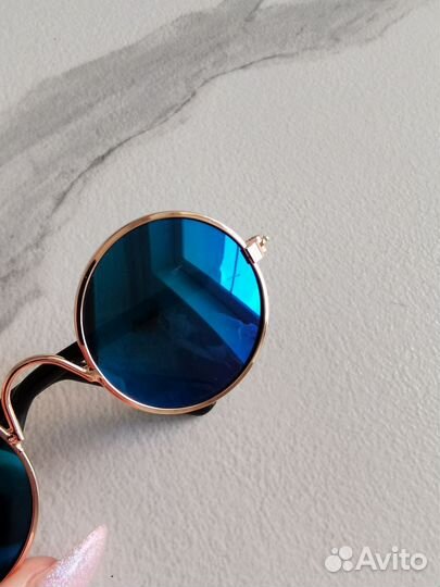 Маленькие очки для кошек (для фото)