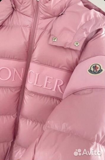 Пуховик Moncler