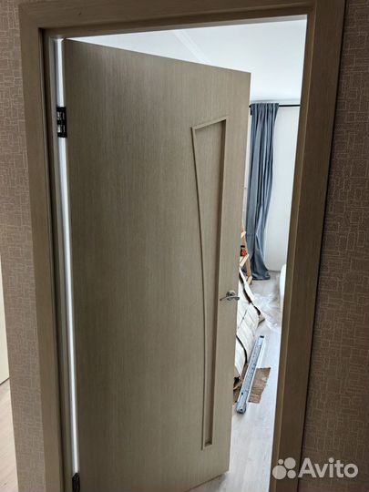 Межкомнатные двери бу с коробкой 80 см