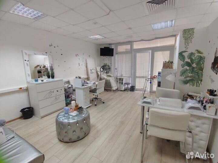 Рабочее место для мастера маникюра