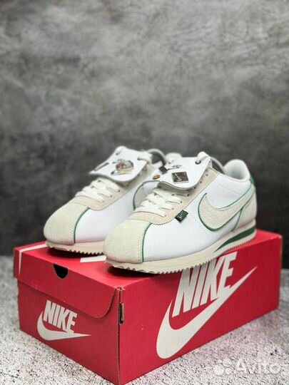 Кроссовки Nike Cortez