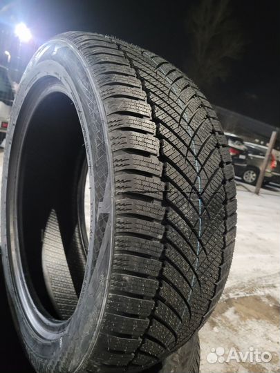 Armstrong SKI-TRAC HP 225/40 R18 92V