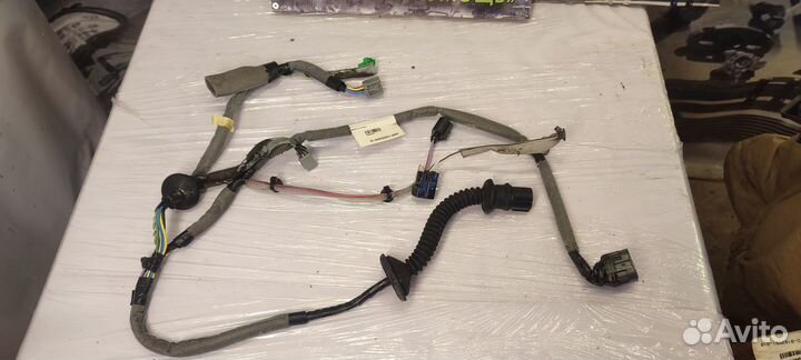 Проводка двери Volvo S80