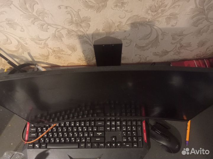 Игровой монитор AOC 144 гц FHD 24 Дюйма