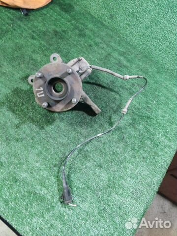 Кулак поворотный передний левый Ford Fusion