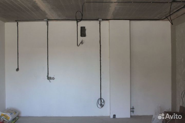 Услуги частного электрика. Замена розеток