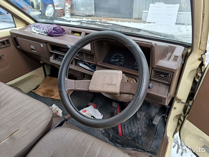 Toyota Lite Ace 1.5 МТ, 1988, 141 000 км