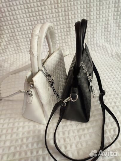Сумка женская Новая 25*21*12 белая и черная